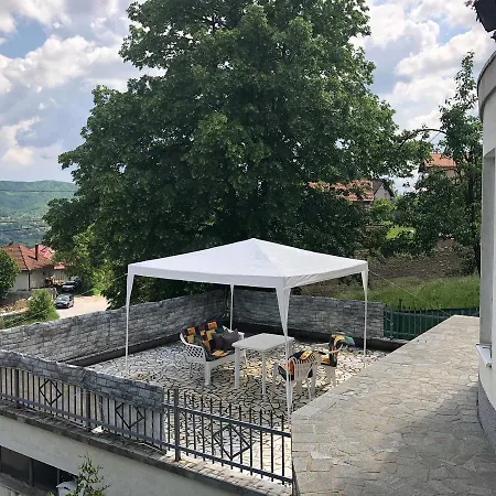 Hadzovic 펜션 Vogošća